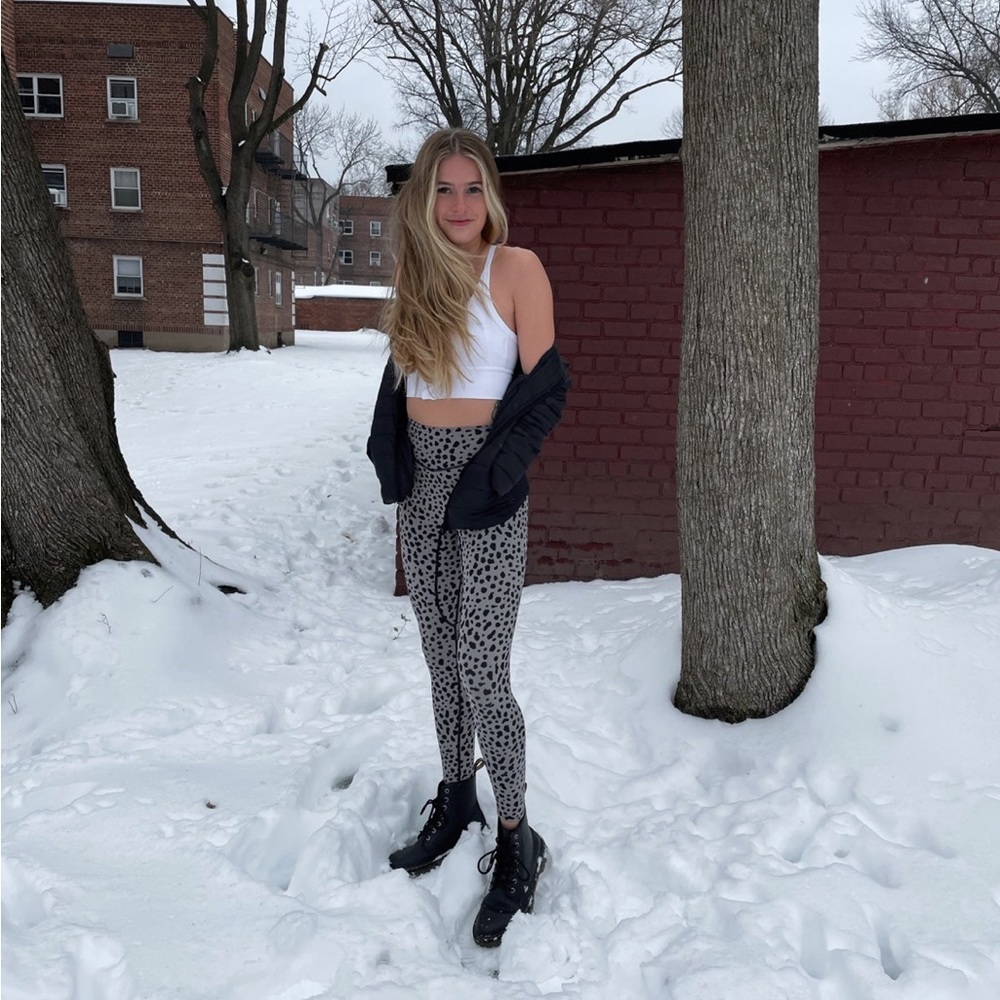 Balance athletica snow leopard leggings
